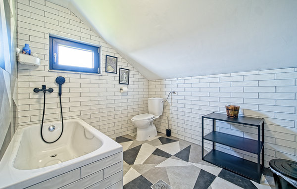 Holiday Home - Jastrebarsko-Ivancici , Croatia - CCC448 703