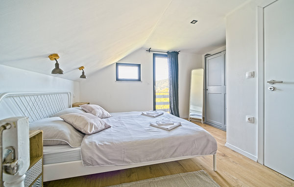 Holiday Home - Jastrebarsko-Ivancici , Croatia - CCC448 605