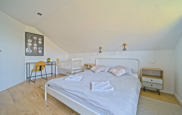 Holiday Home - Jastrebarsko-Ivancici , Croatia - CCC448 606
