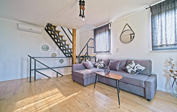 Holiday Home - Jastrebarsko-Ivancici , Croatia - CCC448 301