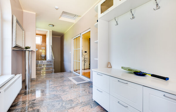 Holiday Home - Zagreb-Vurnovec , Croatia - CCC495 501