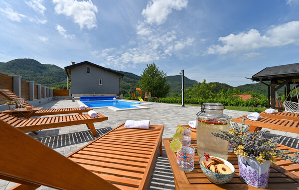 Domy wakacyjne - Varazdin-Lepoglava , Chorwacja - CCC499 12