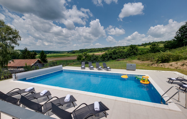 Semesterhus - Vrbovec - Dvorisce , Kroatien - CCC544 16