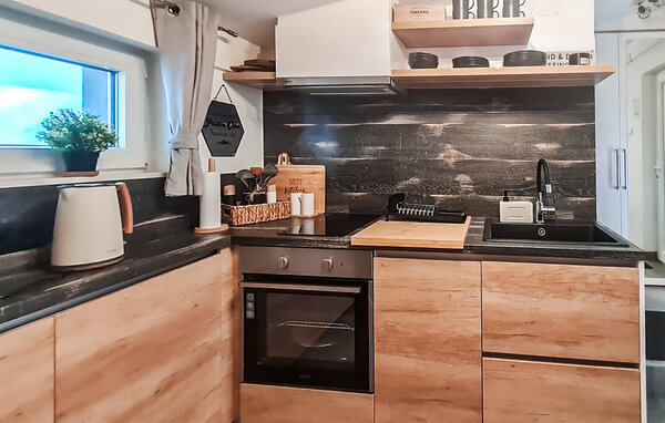 Holiday Home - Karlovac - Zadobarje , Croatia - CCC548 401