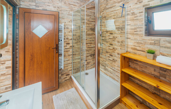 Holiday Home - Velika Gorica - Cvetkovic Brdo , Croatia - CCC564 702