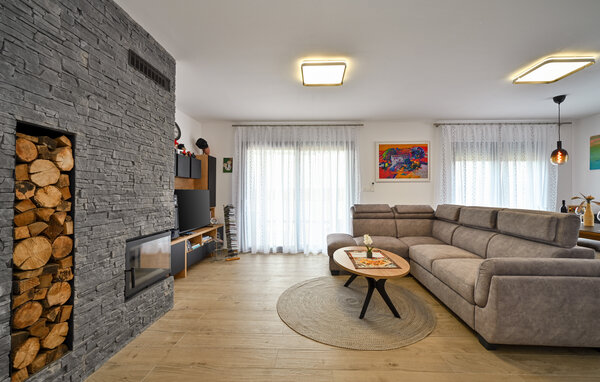 Holiday Home - Konjscina - Husinec , Croatia - CCC568 302