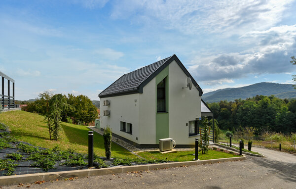 Feriehus - Varazdin - Margecan , Kroatia - CCC573 81