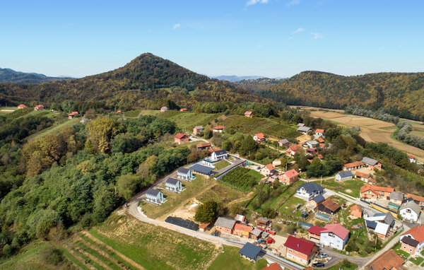 Feriehus - Varazdin - Margecan , Kroatia - CCC573 85