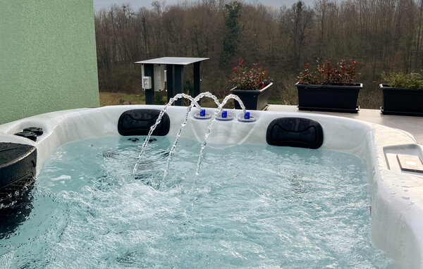 Feriehus - Varazdin - Margecan , Kroatia - CCC573 9