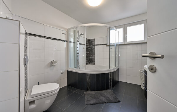 Holiday Home - Bjelovar , Croatia - CCC575 701