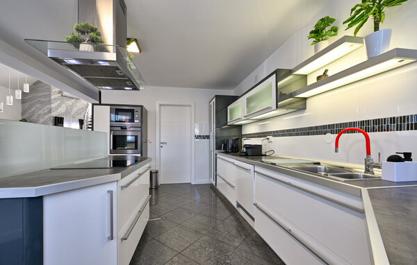 Holiday Home - Bjelovar , Croatia - CCC575 404