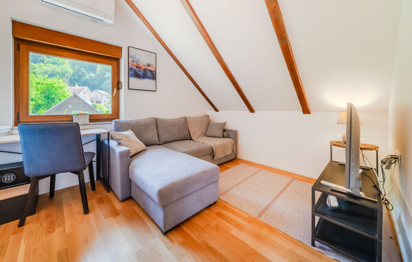 Holiday Home - Tuheljske Toplice , Croatia - CCC588 303