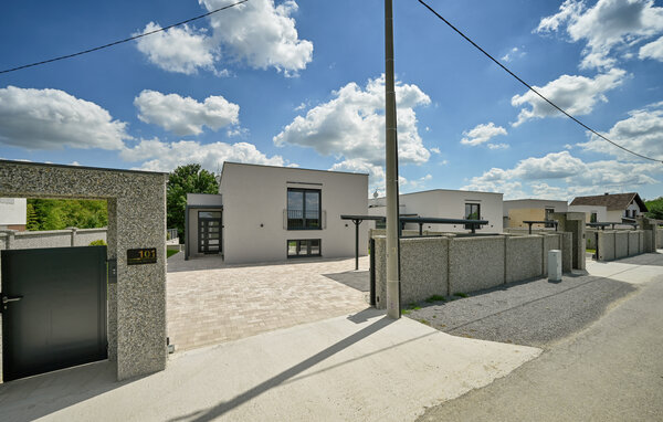 Holiday Home - Bjelovar - Maglenca , Croatia - CCC594 82