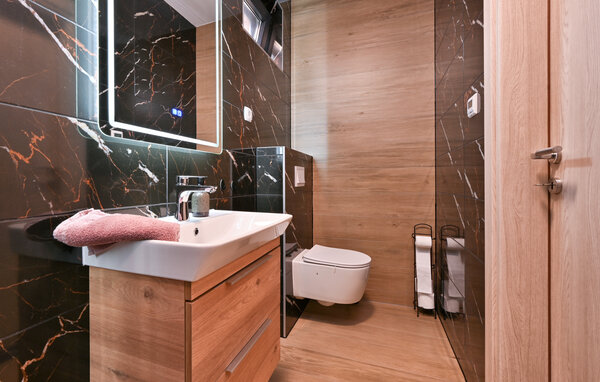 Holiday Home - Bjelovar - Kapela , Croatia - CCC596 702