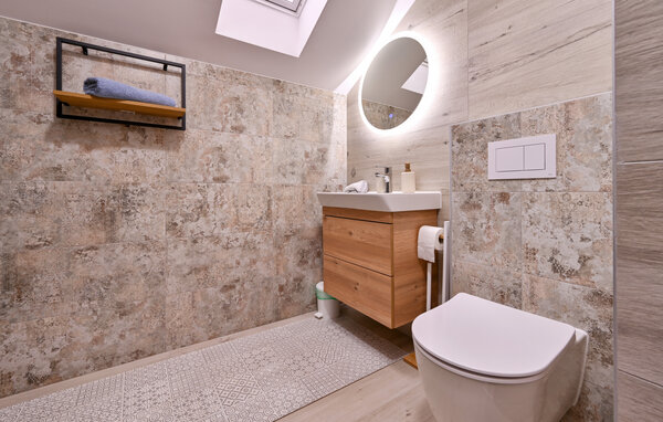 Holiday Home - Bjelovar - Kapela , Croatia - CCC596 704