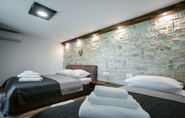 Holiday Home - Varazdin-Lepoglava , Croatia - CCC602 603