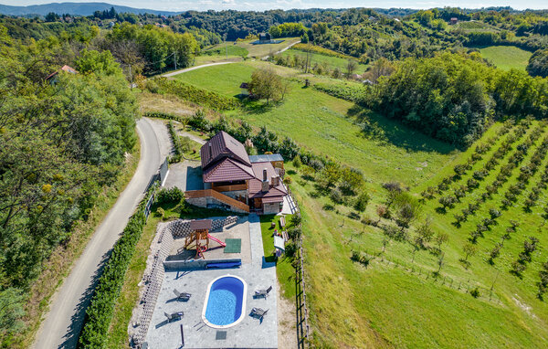 Kuća-za-odmor - Zagreb-Rozga , Hrvatska - CCC657 82