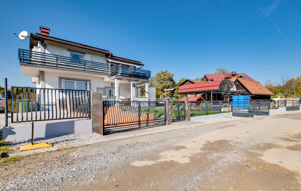 Semesterhus - Zagreb-Brezane Lekenicke , Kroatien - CCC660 81