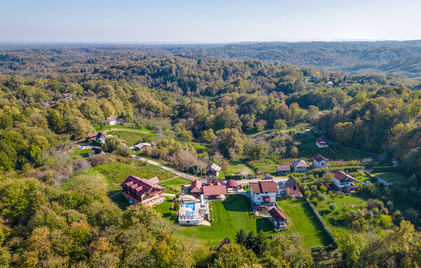 Semesterhus - Zagreb-Brezane Lekenicke , Kroatien - CCC660 85