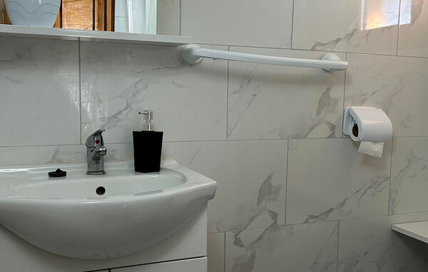 Holiday Home - Kutina , Croatia - CCC696 702