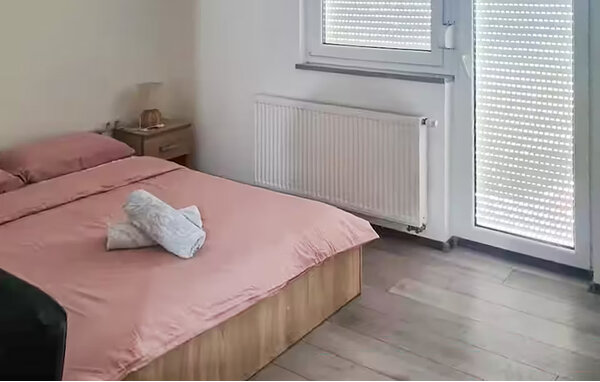 Feriehus - Slavonski brod , Kroatien - CCC733 5