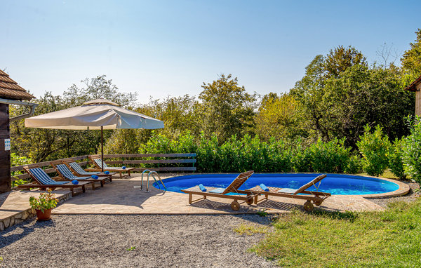 Kuća-za-odmor - Karlovac-Ribnik , Hrvatska - CCL049 3