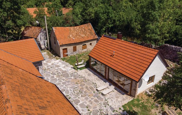 Domy wakacyjne - Lika-Gracac , Chorwacja - CCL053 88
