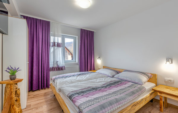 Domy wakacyjne - Otocac-Skare , Chorwacja - CCL062 603