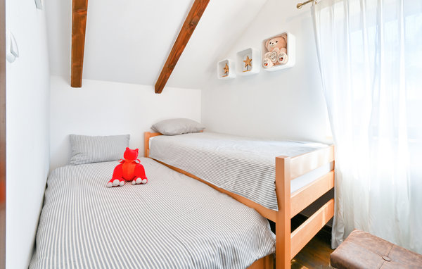 Holiday Home - Karlovac - Goljaki Turanjski , Croatia - CCL076 608