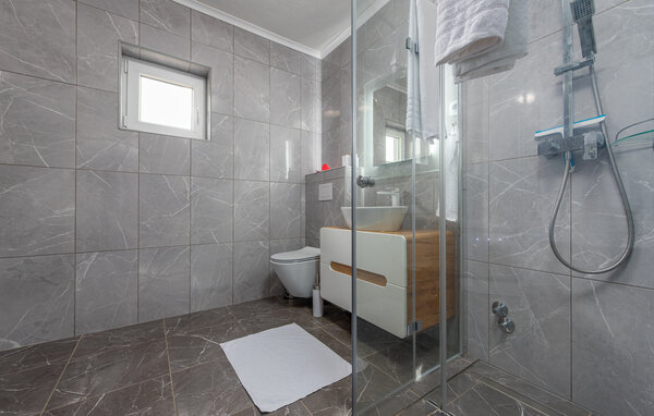 Domy wakacyjne - Lika - Gracac , Chorwacja - CCL311 701