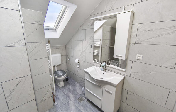 Ferienhaus - Gospic-Budak , Kroatien - CCL351 704