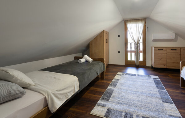 Holiday Home - Veselici , Croatia - CCL355 603