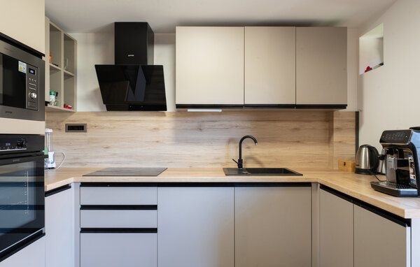 Holiday Home - Veselici , Croatia - CCL355 403