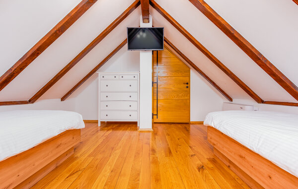 Ferienhaus - Gospic - Debelo Brdo , Kroatien - CCL357 605