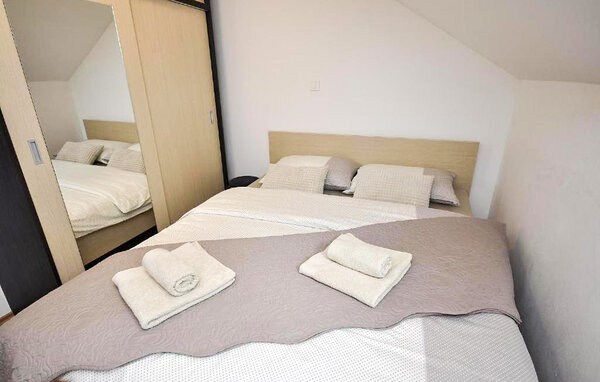 Ferienhaus - Lika - Otocac , Kroatien - CCL364 604