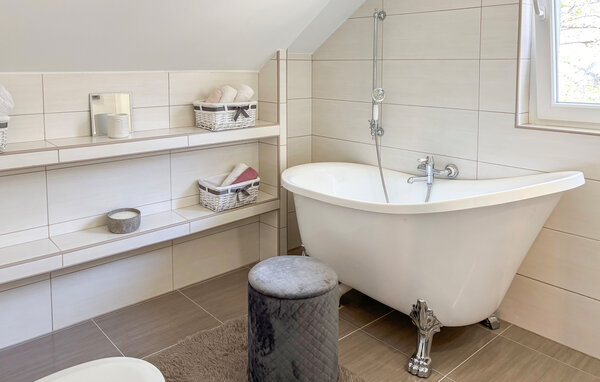 Domy wakacyjne - Gospic - Buzim , Chorwacja - CCL365 7