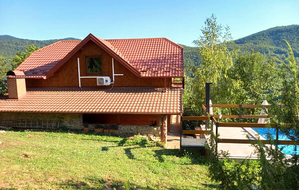 Feriehus - Lika-Kuterevo , Kroatien - CCL379 82