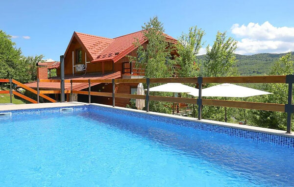Feriehus - Lika-Kuterevo , Kroatien - CCL379 1