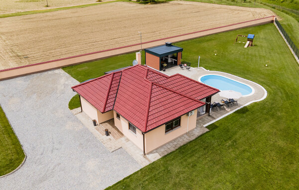 Semesterhus - Podravina-Pitomaca , Kroatien - CCS047 84
