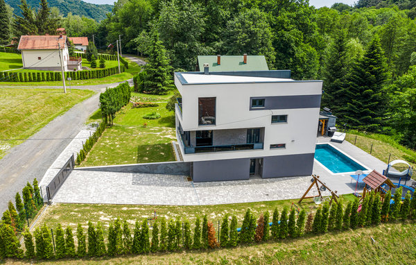Domy wakacyjne - Pozega-Novo Zvecevo , Chorwacja - CCS048 81