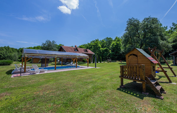 Semesterhus - Slavonija-Orahovica , Kroatien - CCS060 102