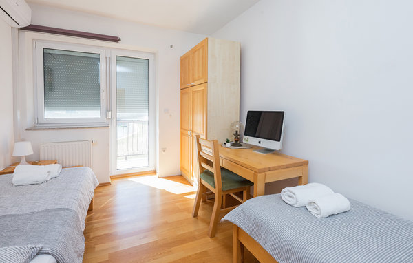 Feriehus - Osijek-Ceminac , Kroatia - CCS072 604