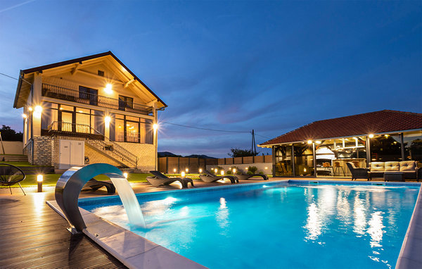 Holiday Home - Pozega-Velika , Croatia - CCS080 18