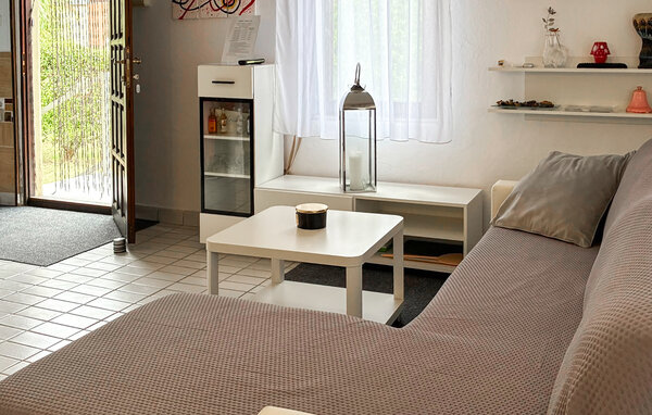 Semesterhus - Batina , Kroatien - CCS130 3