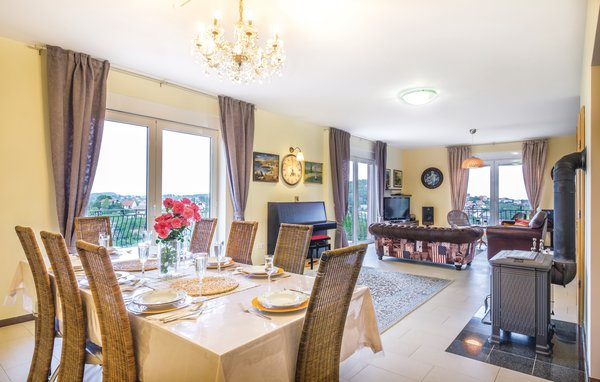 Semesterhus - Zagreb , Kroatien - CCZ040 4