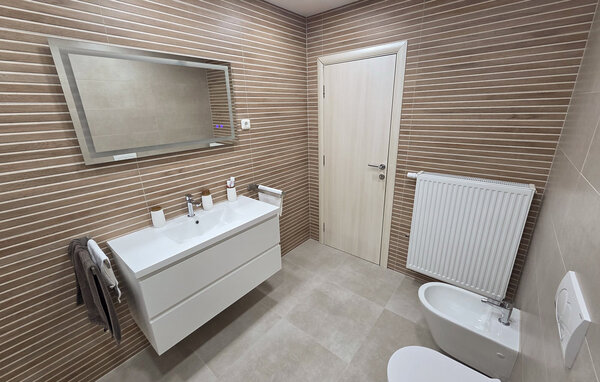 Feriehus - Zagreb-Sesvete , Kroatia - CCZ265 703