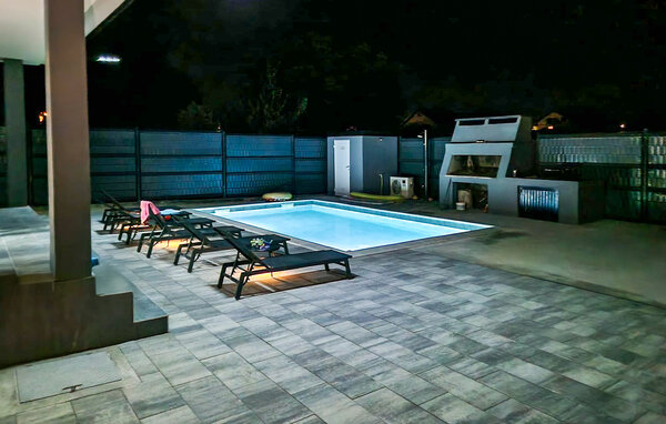 Feriehus - Zagreb-Sesvete , Kroatia - CCZ265 11