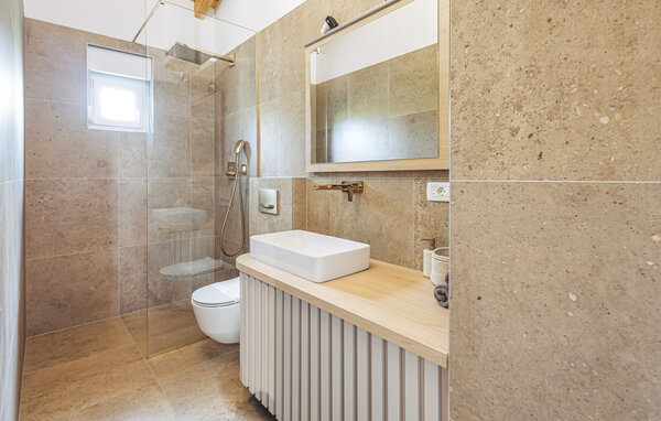 Holiday Home - Zagreb , Croatia - CCZ273 702