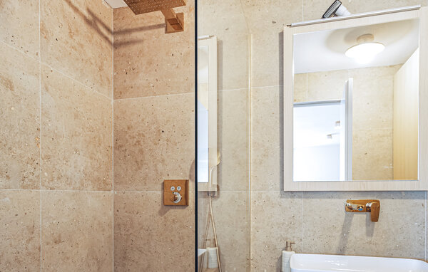 Holiday Home - Zagreb , Croatia - CCZ273 703