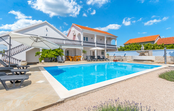 Ferienhaus - Zadar-Tinj , Kroatien - CDA480 | Novasol